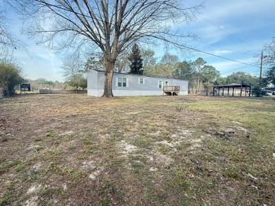 Photo 2 of 17 of home located at 2587 Isbell Ln Silsbee, TX 77656