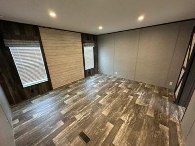 Photo 2 of 28 of home located at 305 Saint Clair St Bicknell, IN 47512