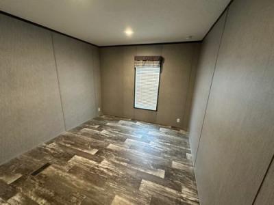 Photo 3 of 28 of home located at 305 Saint Clair St Bicknell, IN 47512