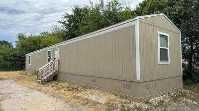 Mobile Home at 2315 Mission Rd Lot 44 San Antonio, TX 78214