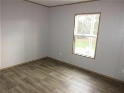 Photo 4 of 27 of home located at 13653 Airline Hwy Gonzales, LA 70737