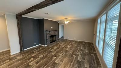 Photo 2 of 35 of home located at 200 Vista Ridge Georgetown, TX 78626