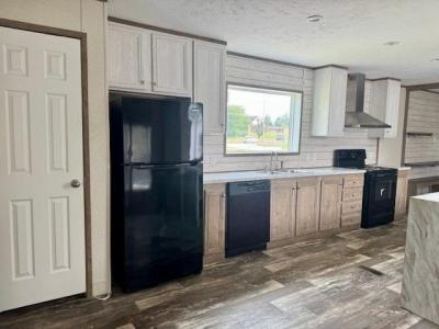 Photo 5 of 12 of home located at 12478 E Carter Rd Bloomfield, IN 47424