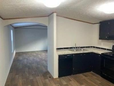 Photo 2 of 15 of home located at 14 Woodland Park Rd Waverly, OH 45690