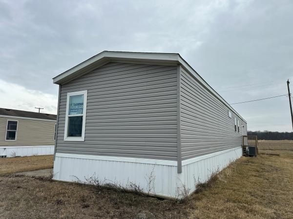 2023 PLATINUM ANNIVERSARY Manufactured Home