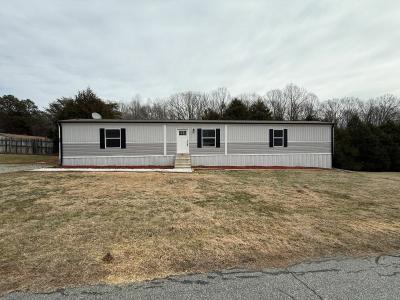 Photo 4 of 11 of home located at 187 Southland Drive Lot 8 Lexington, NC 27295