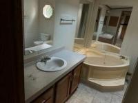 1999 WOODFIELD Manufactured Home