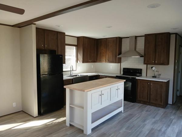 2023 THE ANNIVERSARY ISLANDER Manufactured Home