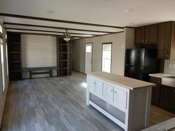 2023 THE ANNIVERSARY ISLANDER Manufactured Home