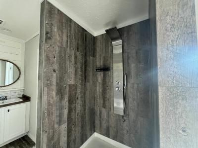 Photo 4 of 17 of home located at 25898 I-30 Frontage Rd Bryant, AR 72022