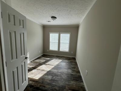 Photo 5 of 17 of home located at 25898 I-30 Frontage Rd Bryant, AR 72022