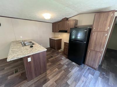 Photo 5 of 17 of home located at 302 Autumn Ln Lot 37 Jasper, AL 35504