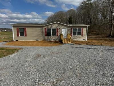 Photo 3 of 14 of home located at 198 Gardner Rd Philadelphia, TN 37846
