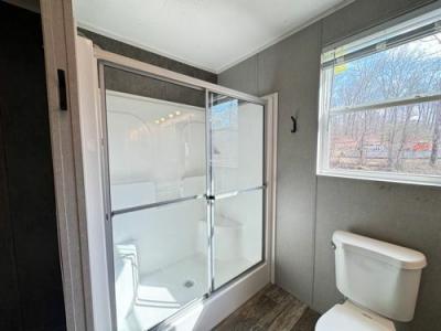 Photo 4 of 14 of home located at 198 Gardner Rd Philadelphia, TN 37846