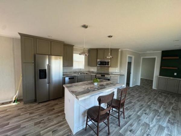 2025 ARC1680-8 Mobile Home For Sale