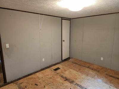 Photo 4 of 11 of home located at 5280 Lott Rd Eight Mile, AL 36613