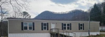 Photo 5 of 11 of home located at 18918 Blair Mountain Highway Clothier, WV 25047