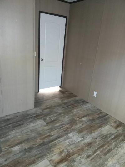 Photo 2 of 13 of home located at 25898 I-30 Frontage Rd Bryant, AR 72022