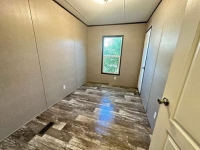 Photo 4 of 10 of home located at 4120 Avenue O Trlr #16 Santa Fe, TX 77510