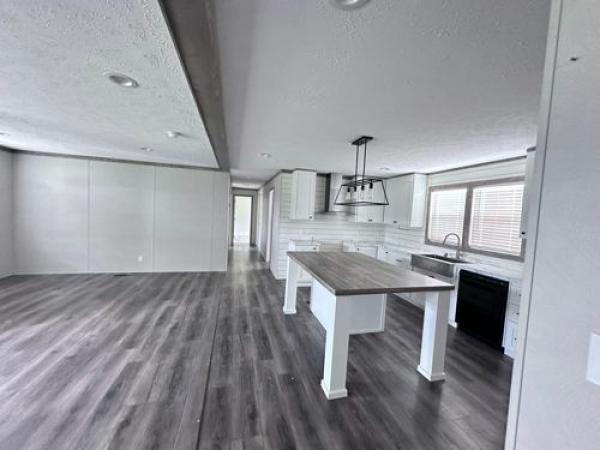 2021 FARM HOUSE BREEZE Mobile Home For Sale