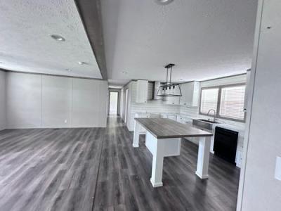 Mobile Home at 2582 Burnt Cabin Rd Seaman, OH 45679