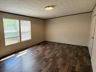 Photo 5 of 13 of home located at 1656 County Road 3479A Cleveland, TX 77327