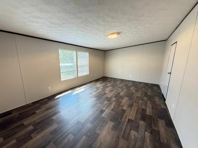 Photo 5 of 13 of home located at 1656 County Road 3479A Cleveland, TX 77327