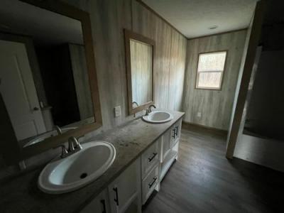 Photo 3 of 11 of home located at 1448 Ouachita Road 2 Stephens, AR 71764