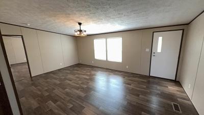 Photo 2 of 30 of home located at 19124 Lagloria Rd Elmendorf, TX 78112