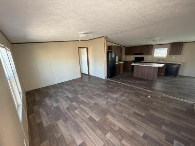 Photo 4 of 14 of home located at 13838 Southton Rd San Antonio, TX 78223