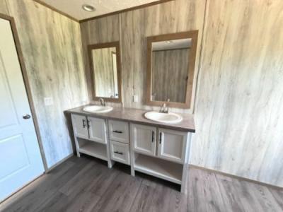 Photo 4 of 24 of home located at 15231 Watermelon Road Tuscaloosa, AL 35406