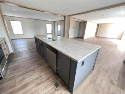 Photo 5 of 24 of home located at 15231 Watermelon Road Tuscaloosa, AL 35406