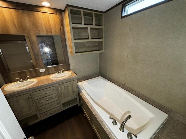 2022 ANNIVERSARY Manufactured Home