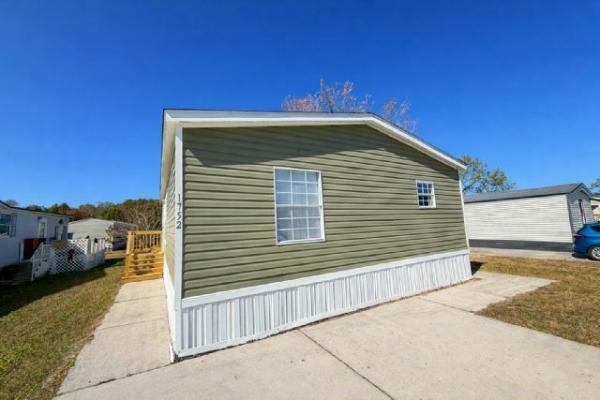 Photo 1 of 2 of home located at 1752 Hogue Ave Apopka, FL 32712