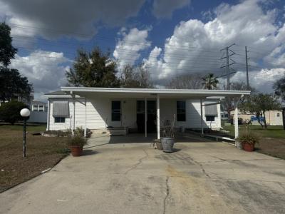 Photo 2 of 16 of home located at 34607 Swaying Palm Dr Zephyrhills, FL 33541