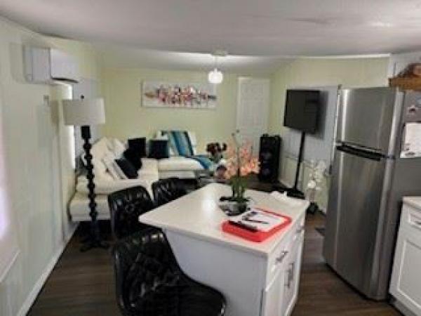 1972 KING Mobile Home