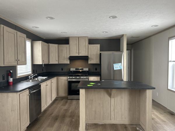 2025 CMH Manufacturing West, Inc. mobile Home