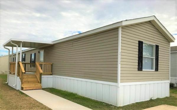 Photo 1 of 2 of home located at 2112 Red Bud Way Lot Rb2112 Schertz, TX 78154