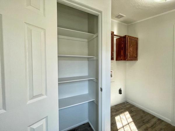 2022 Elliott Mobile Homes Solitaire Mobile Home