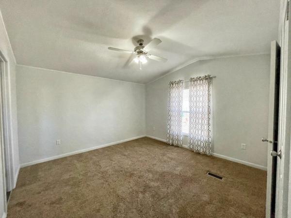 2022 Elliott Mobile Homes Solitaire Mobile Home