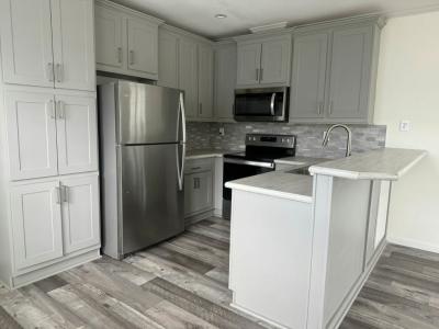 Photo 4 of 15 of home located at 10201 W Beaver St #367 Jacksonville, FL 32220