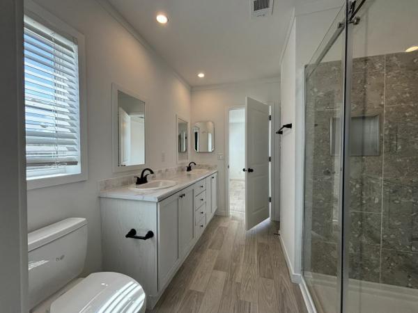 2026 Skyline - Ocala Venice w/ Rear Porch - Limited Series Mobile Home