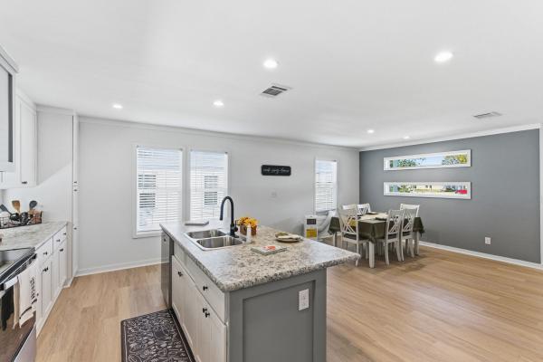 2026 Skyline 180 K1 24852H32G11  Home