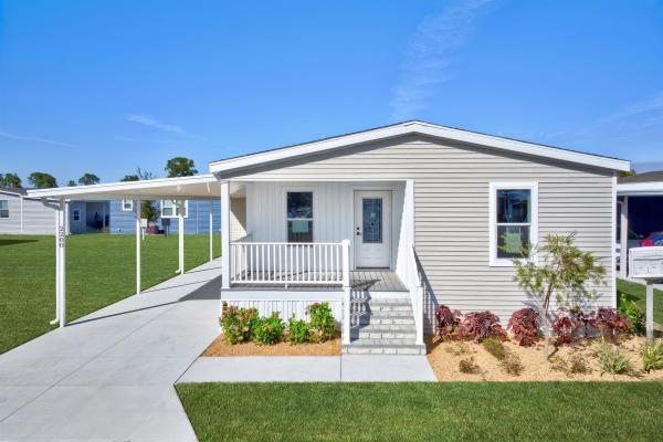 2025 Palm Harbor 24 340CS28563B  Home