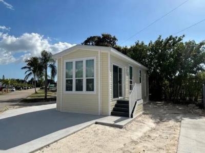 Mobile Home at 325 Marie Ln, #325 Naples, FL 34104