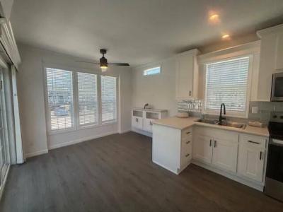 Photo 4 of 12 of home located at 327 Marie Ln, #327 Naples, FL 34104