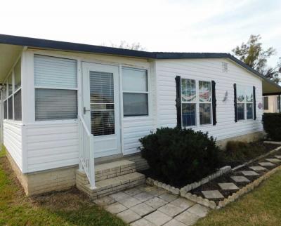 Photo 3 of 28 of home located at 1510 Ariana St Lot #399 Lakeland, FL 33803