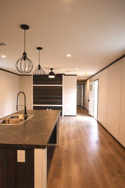 Photo 5 of 8 of home located at 6121 Collins Road, Lot # 168 Jacksonville, FL 32244