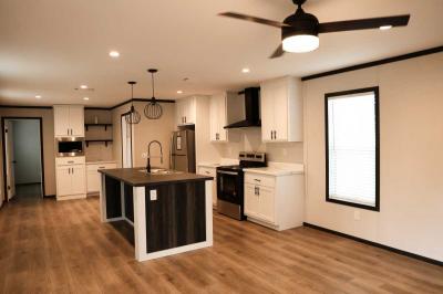 Photo 2 of 8 of home located at 6121 Collins Road, Lot # 168 Jacksonville, FL 32244