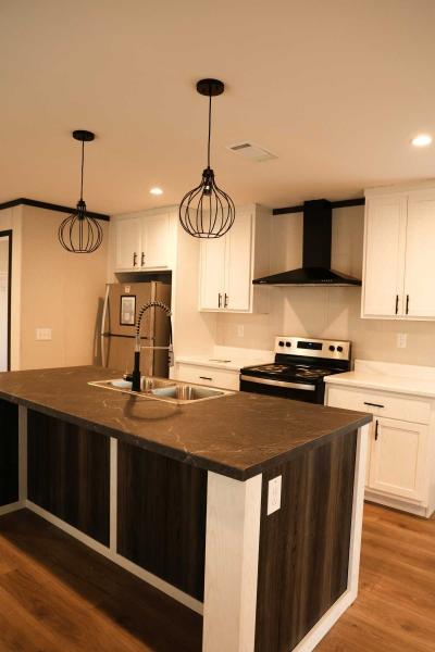 Photo 3 of 8 of home located at 6121 Collins Road, Lot # 168 Jacksonville, FL 32244